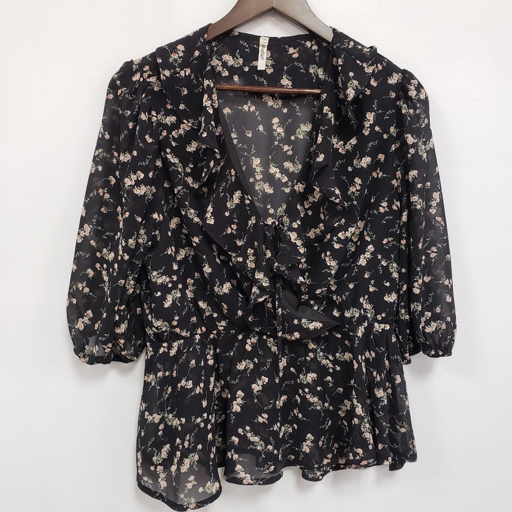 Bluebell Womens Dark Fairy Floral Top Size 1X Black Sheer V Neck Puff Sleeve